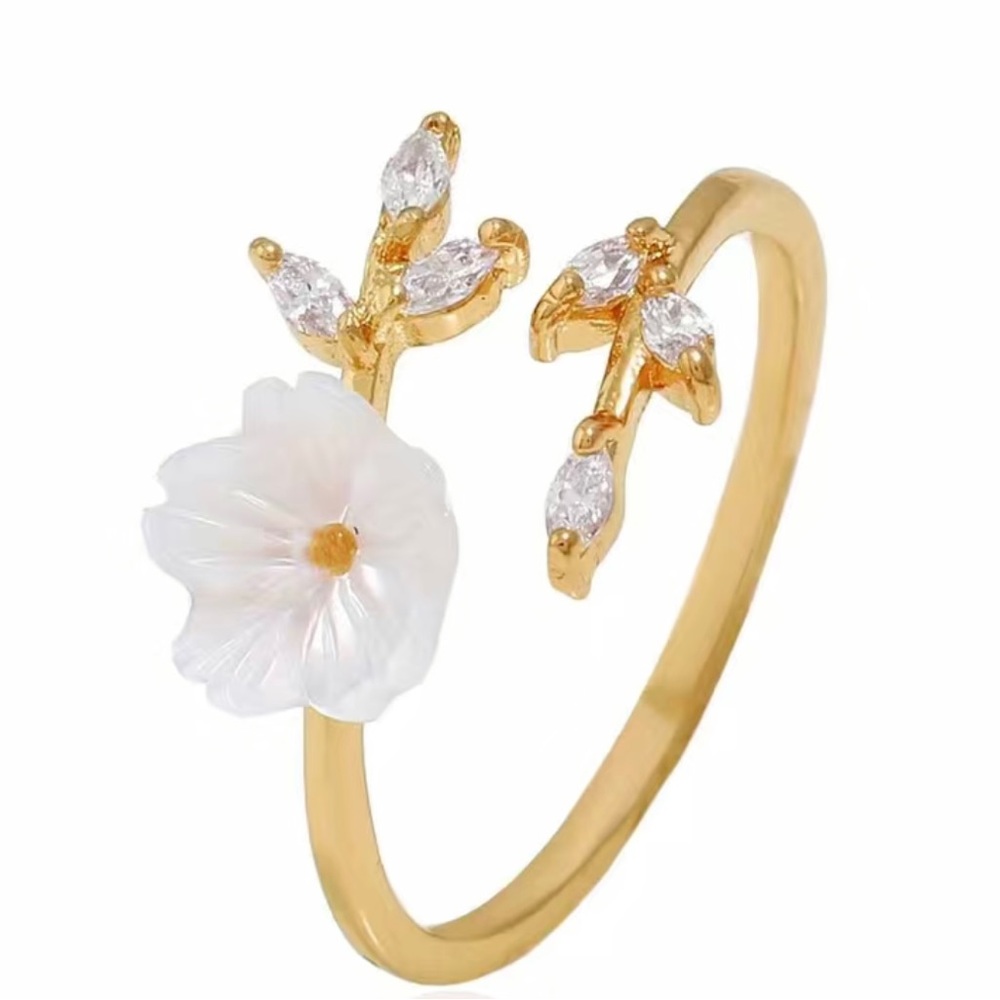 Gold Flower Ring